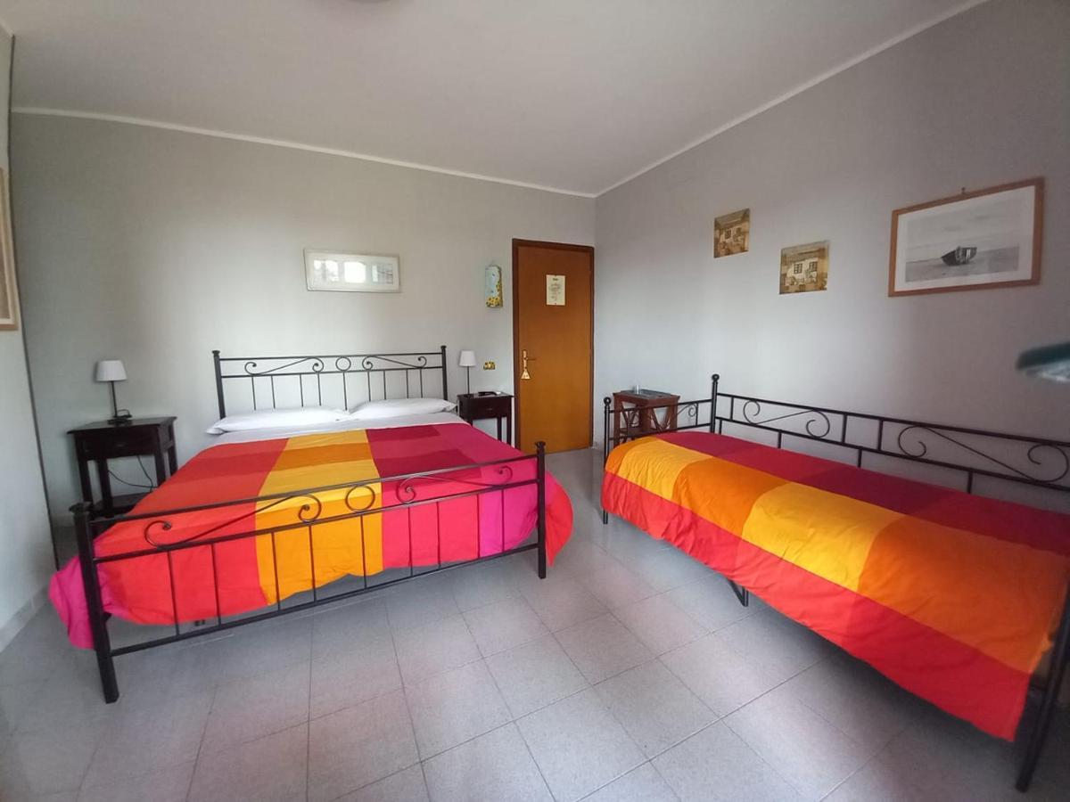 Il Grifo Hotel Sabaudia Kültér fotó