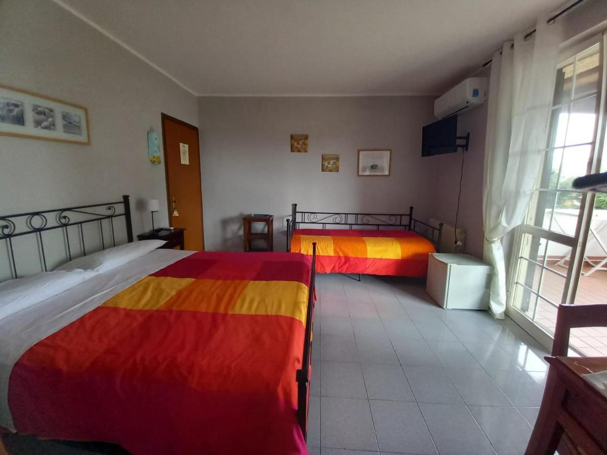 Il Grifo Hotel Sabaudia Kültér fotó